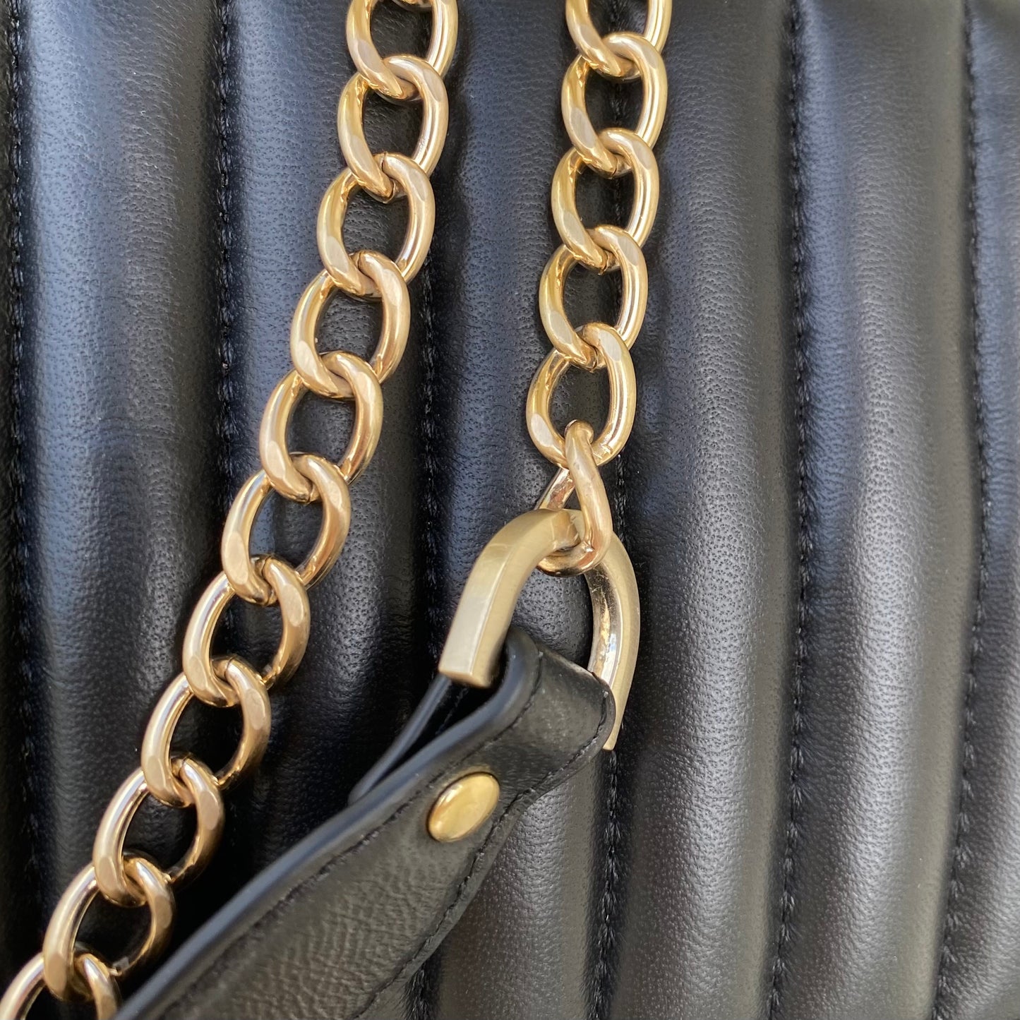 Sac trotteur à rabat SOFT MATELASSÉ - GOURIA Couleur Noir