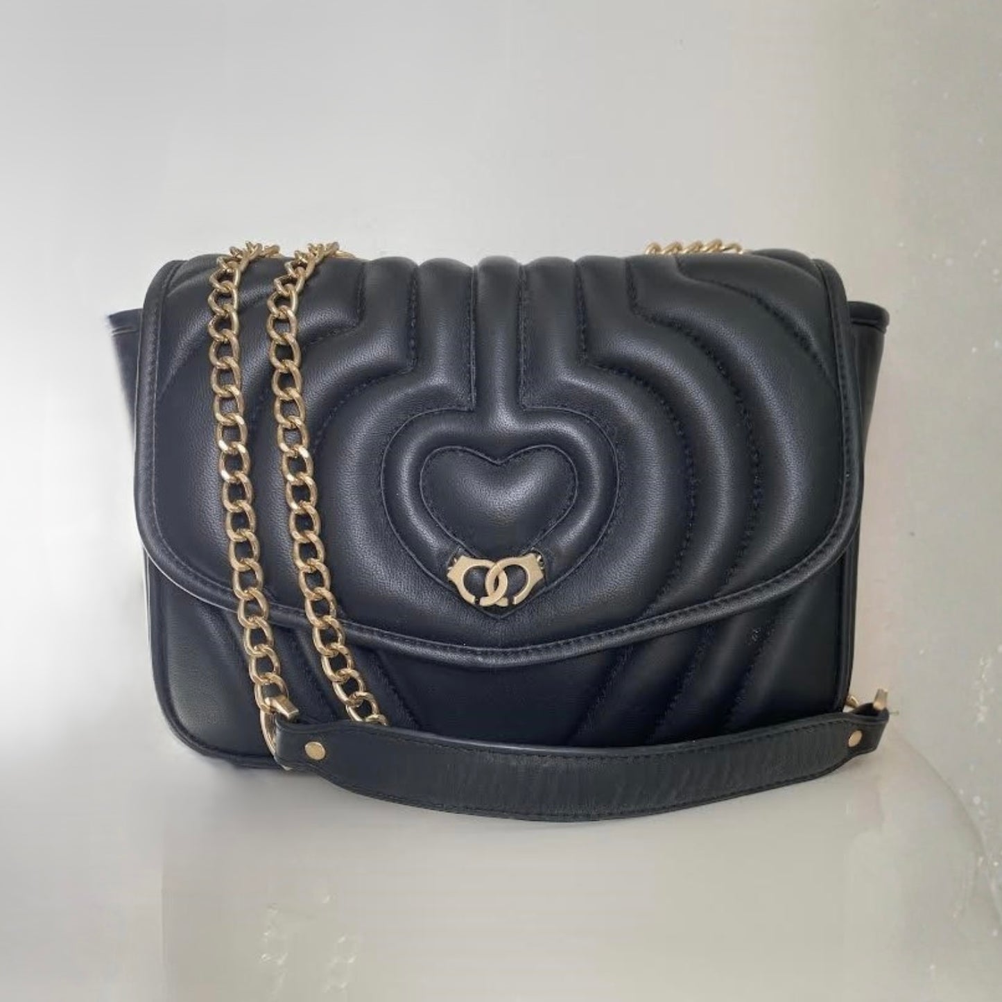 Sac trotteur à rabat SOFT MATELASSÉ - GOURIA Couleur Noir