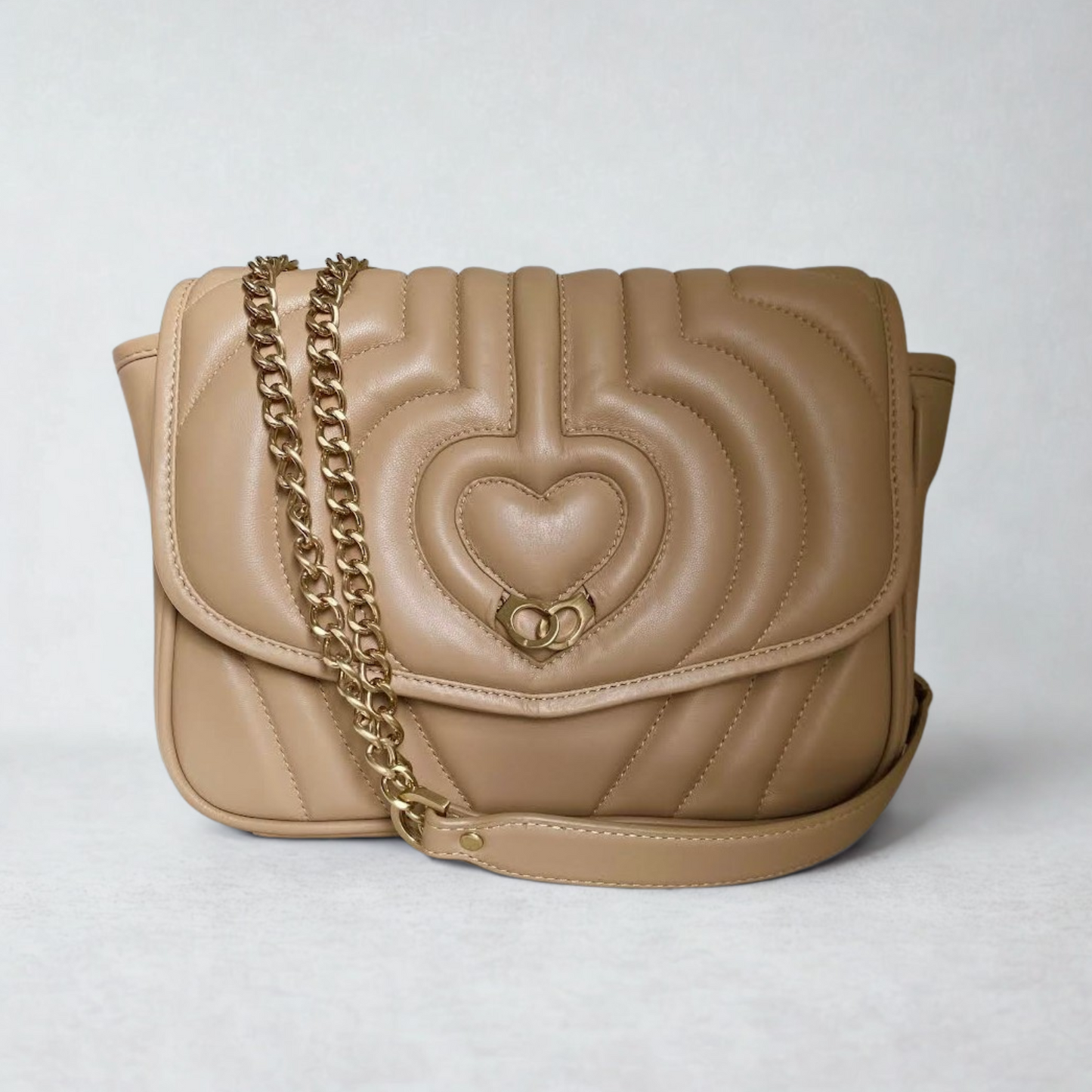 Sac trotteur à rabat SOFT MATELASSÉ - GOURIA Couleur Camel